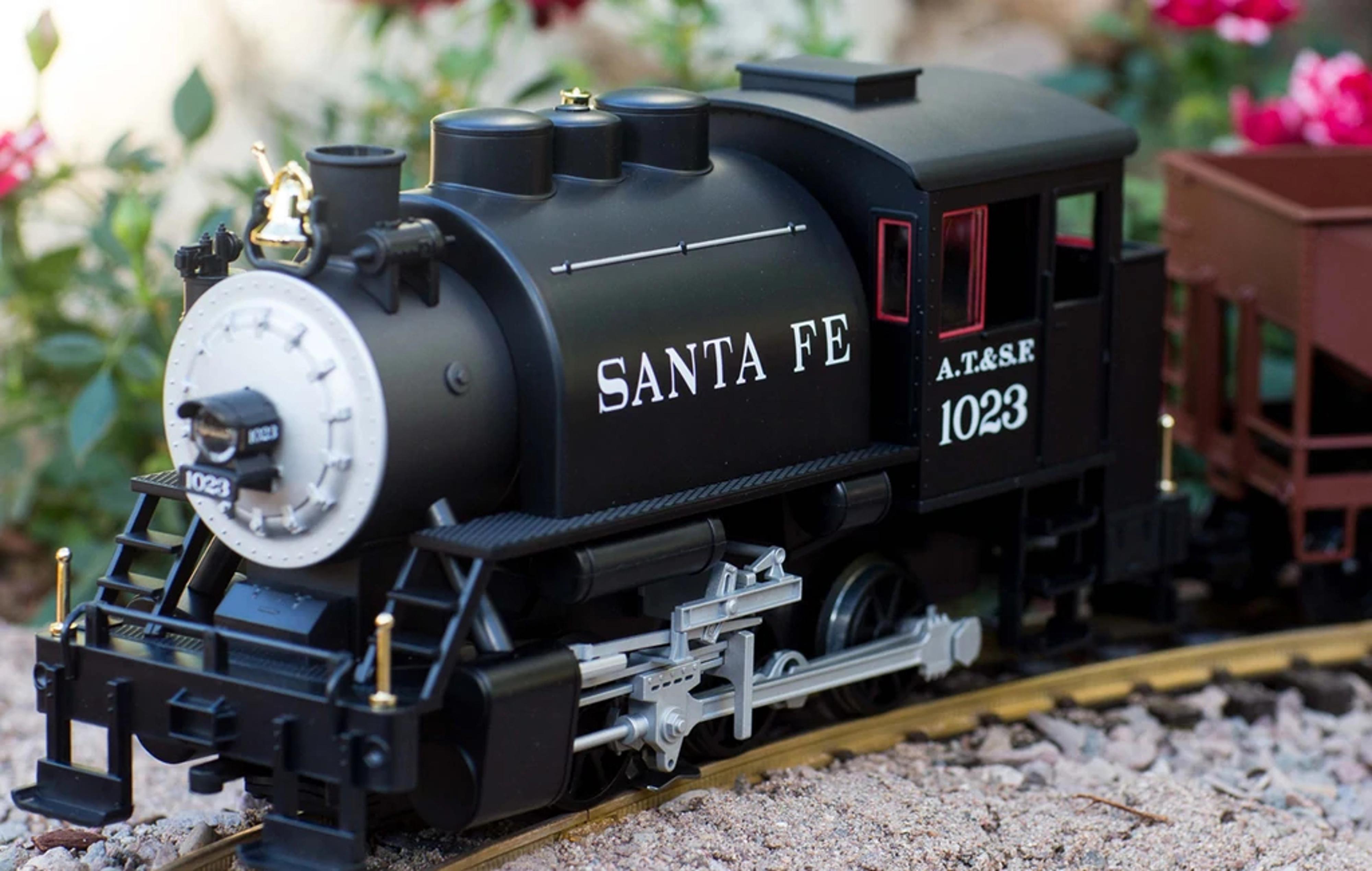 G-Scale Santa Fe Freight Train Starter Set