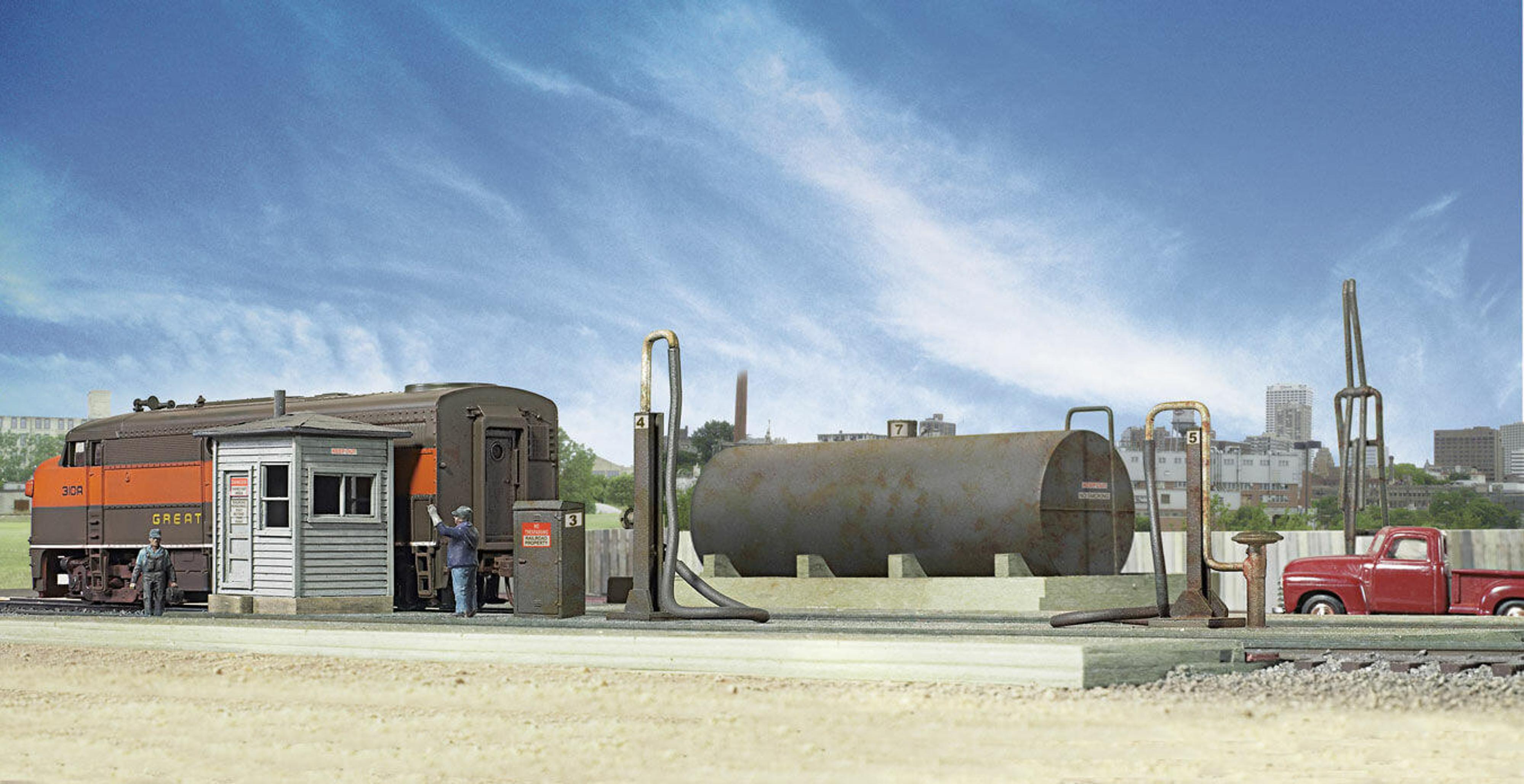 Walthers HO Diesel Fueling Facility Model Kit